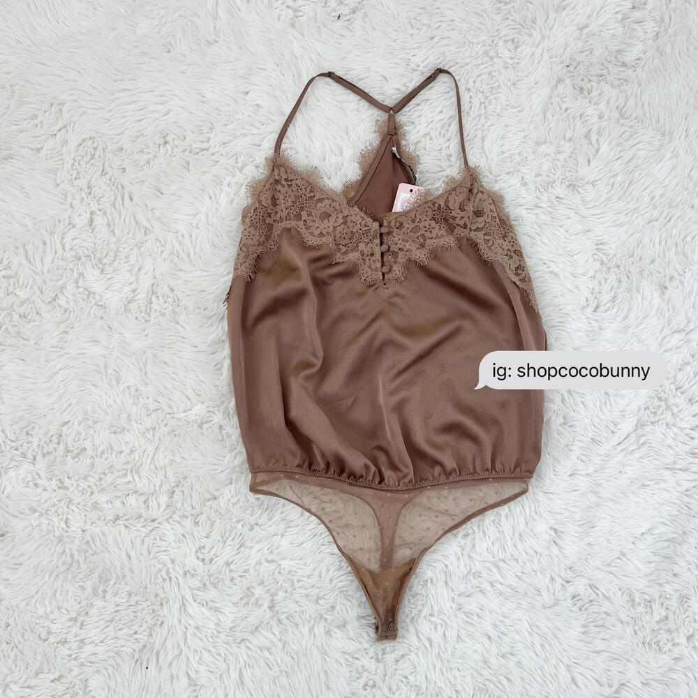 vintage abercrombie and fitch eyelet lace trim bodysuit